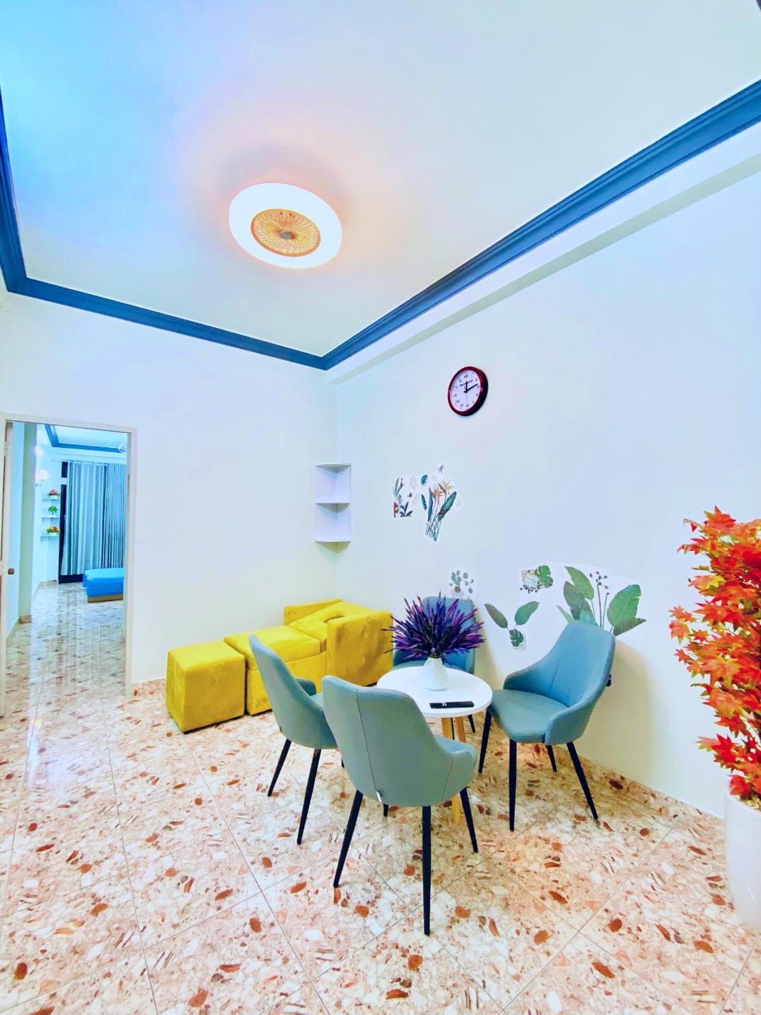 Khách sạn hẻo lánh Kss TP. Hồ Chí Minh